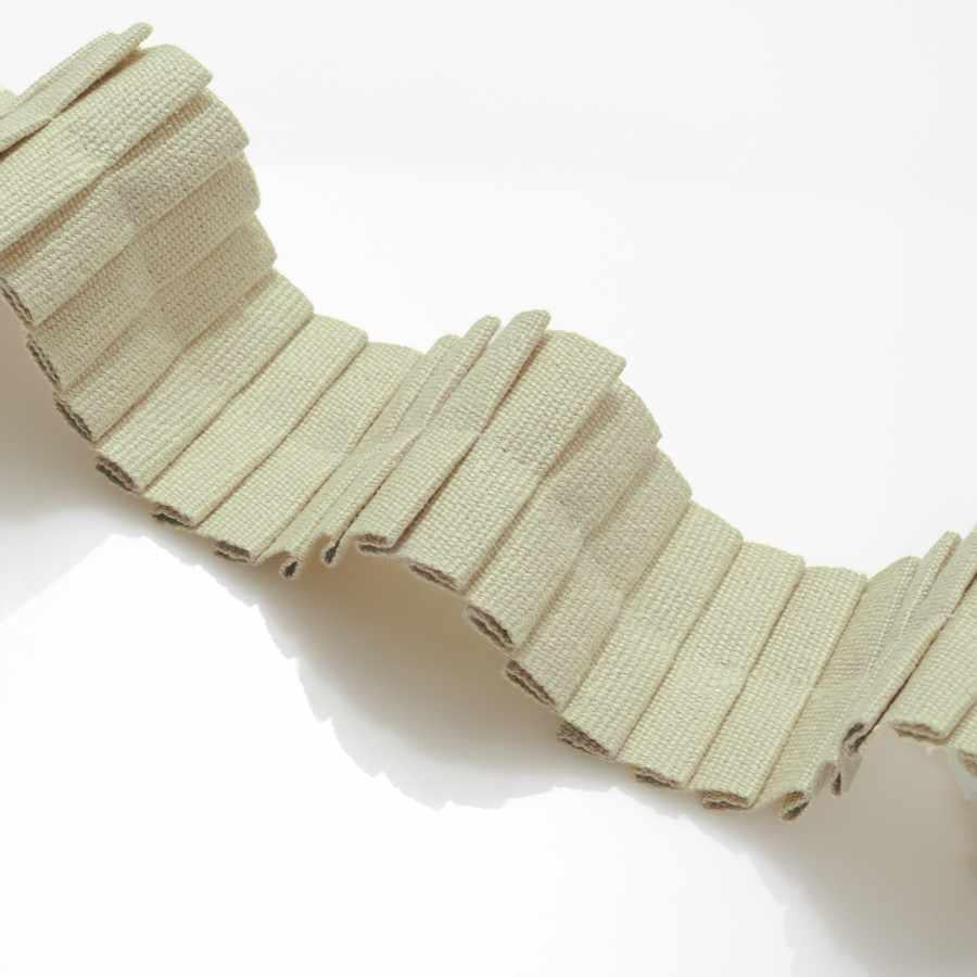 Trim by the yard Timeless Classics - 05622 Pleated Tape Oat