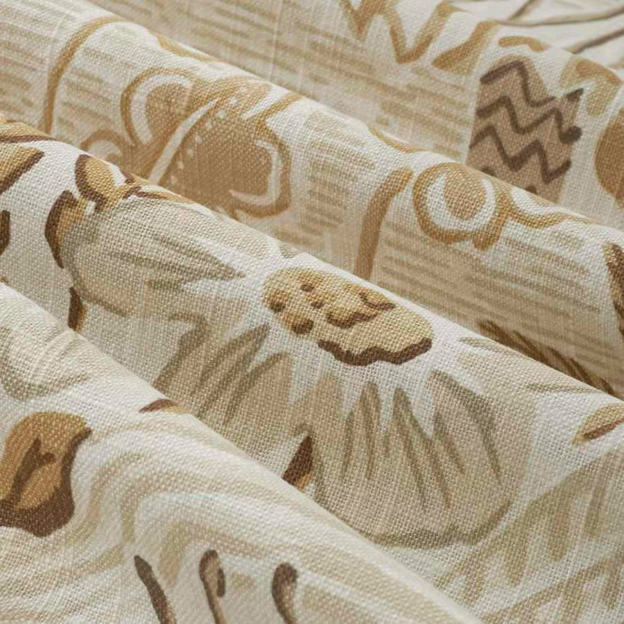 Fabric by the yard - Heritage 23124 Raffia