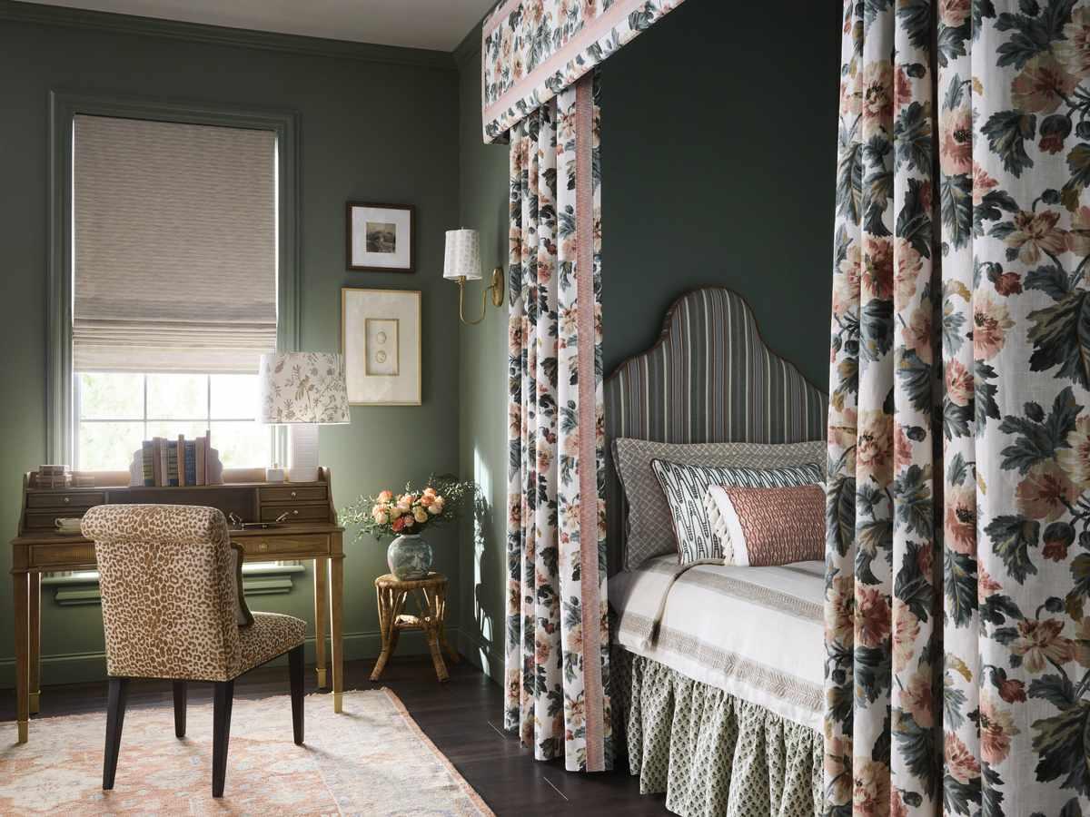 Fabric by the yard - Heritage 23073  Pine