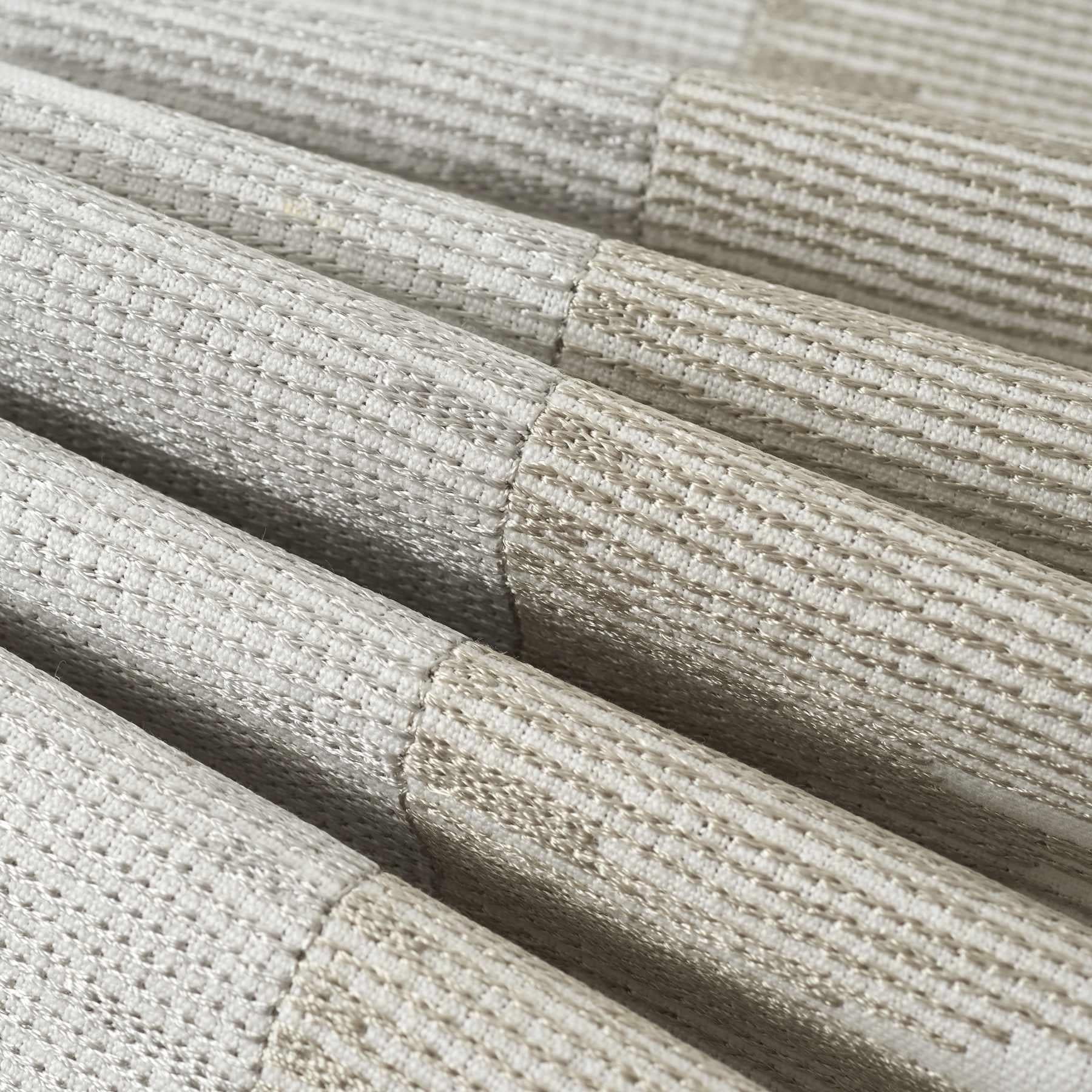 Fabric by the yard - Heritage 23173 Birch