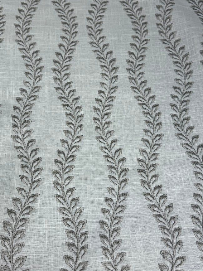 Fabric by the yard - Blossom & Lace 91877 Dusty Miller