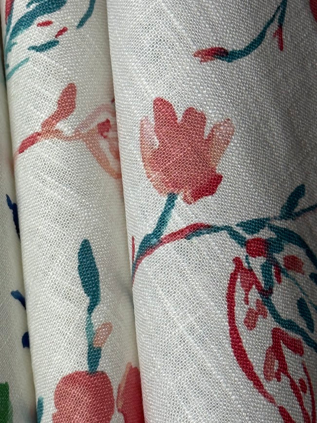 Fabric by the yard - Blossom & Lace 93991 Dahlia