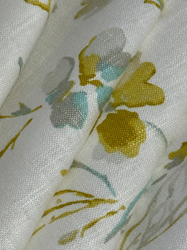 Fabric by the yard - Blossom & Lace 93991 Daisy