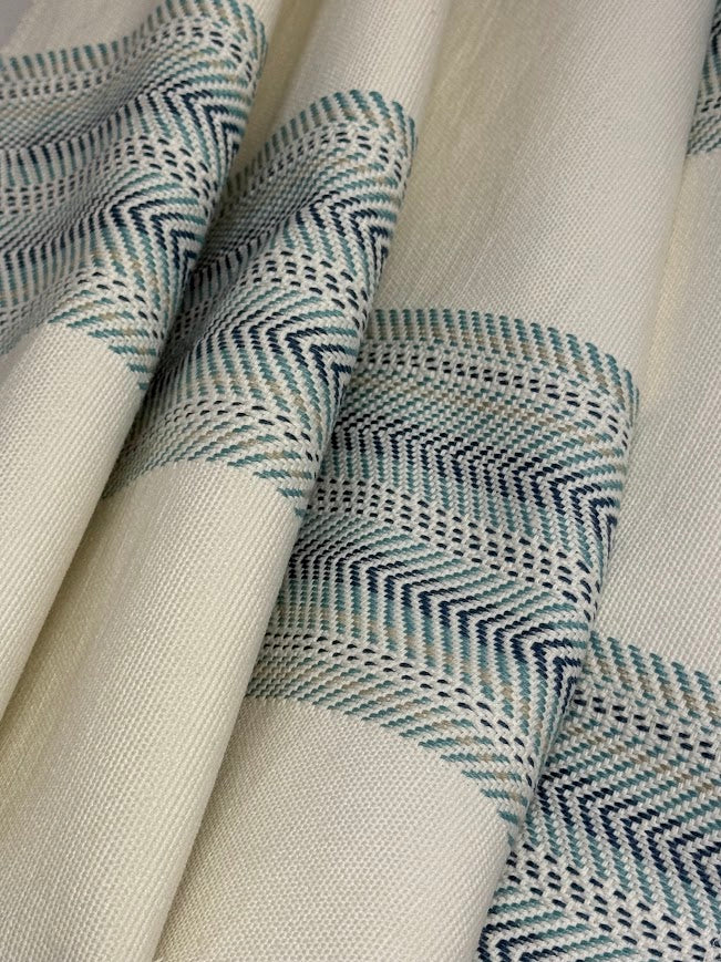 Fabric by the yard - Blossom & Lace 90193 Water Lily