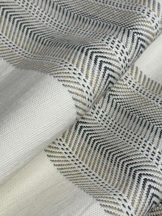 Fabric by the yard - Blossom & Lace 90193 Dusty Miller