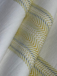 Fabric by the yard - Blossom & Lace 90193 Daisy