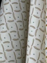 Fabric by the yard - Blossom & Lace 90197 Pampas