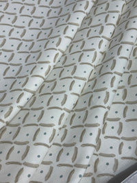 Fabric by the yard - Blossom & Lace 90197 Pampas