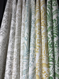 Fabric by the yard - Blossom & Lace 93993 Dusty Miller