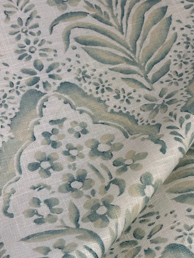 Fabric by the yard - Blossom & Lace 93993 Hibiscus