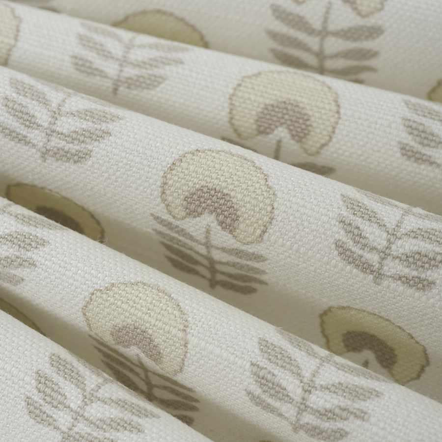 Fabric by the yard - Heritage 23109 Ivory