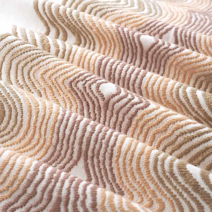 Fabric by the yard - Wonderland 15552 Coral