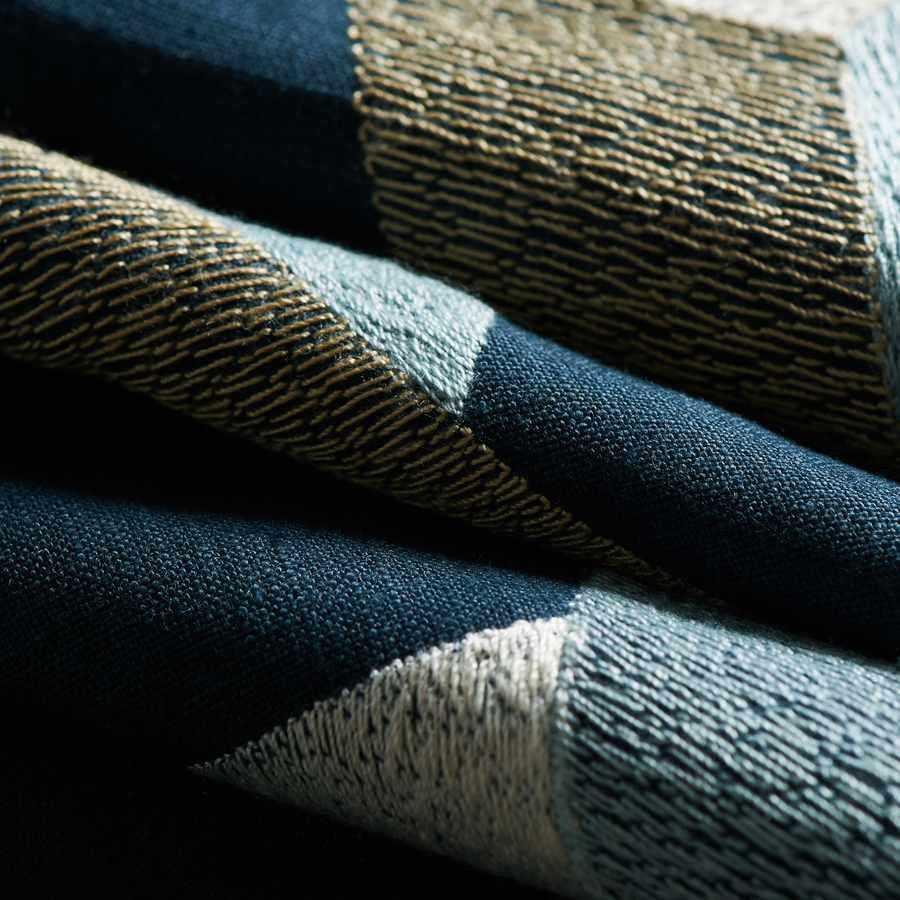 Fabric by the yard - Heritage 09597 Inkwood