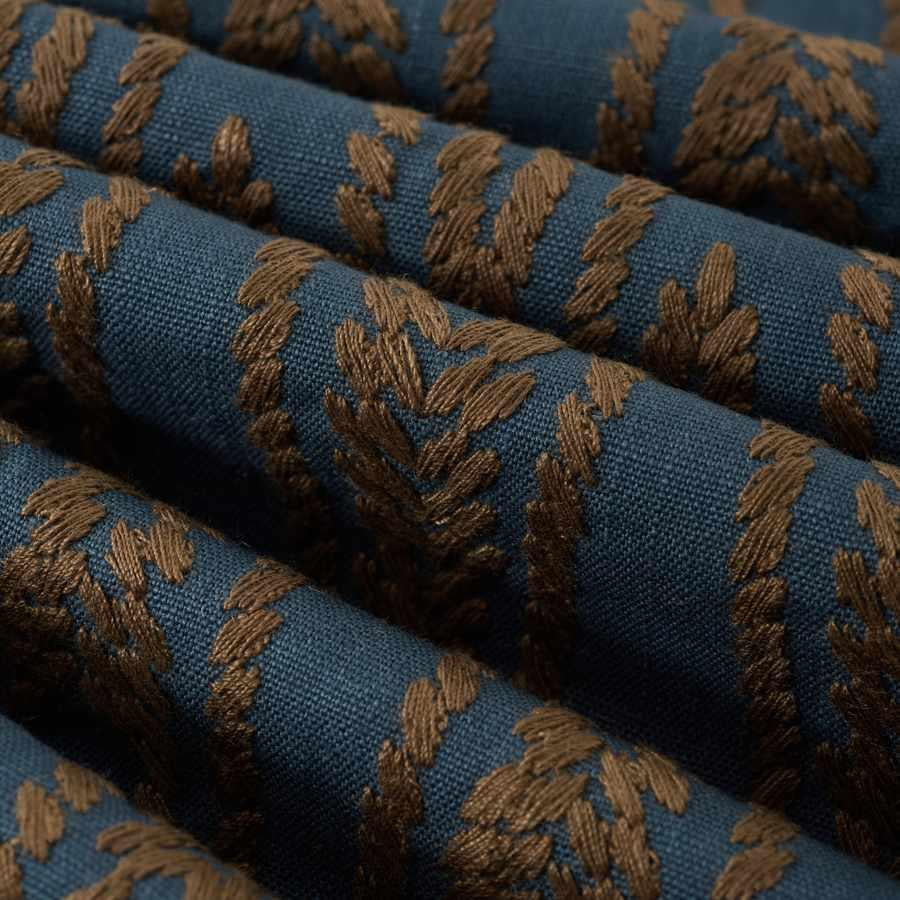 Fabric by the yard - Heritage 23067 Indigo